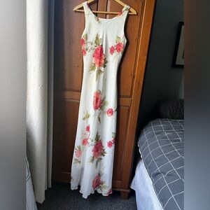 Vintage Floral Maxi Dress - White and Pink